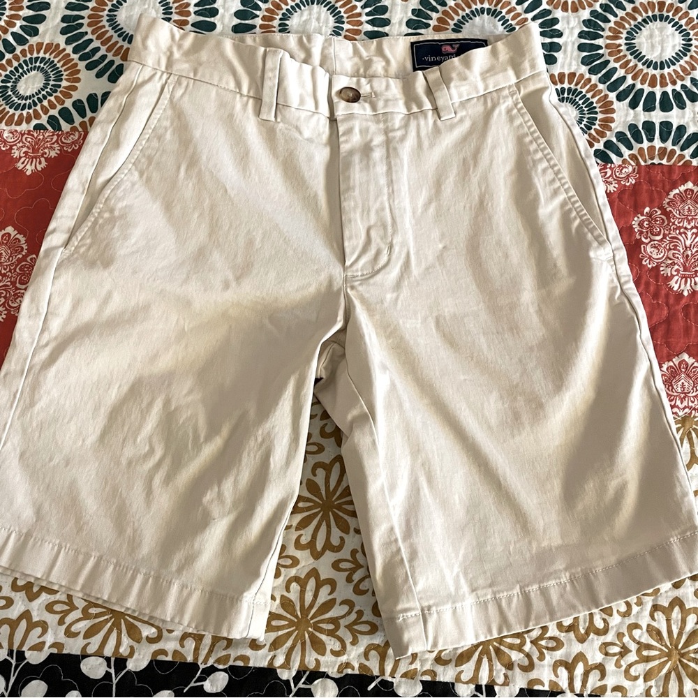 Vineyard Vines Performance-on-the-go men’s shorts.